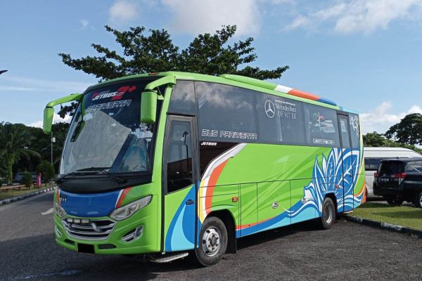 bus kf tour travel2