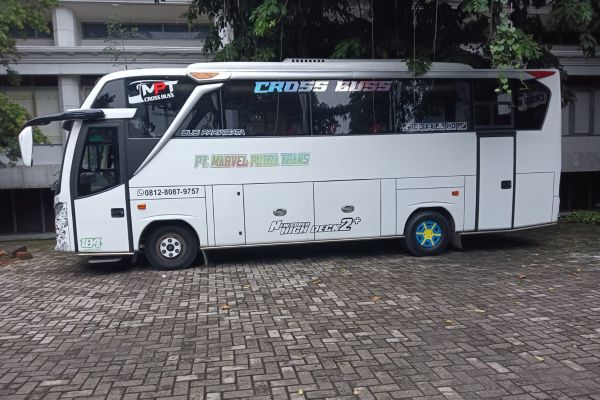 bus kf tour travel2a